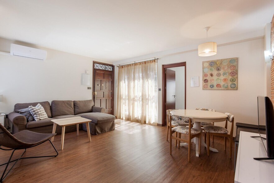 Calle Buensuceso, 30, Granada, Granada à vendre - Photo du bâtiment - Image 3 de 39