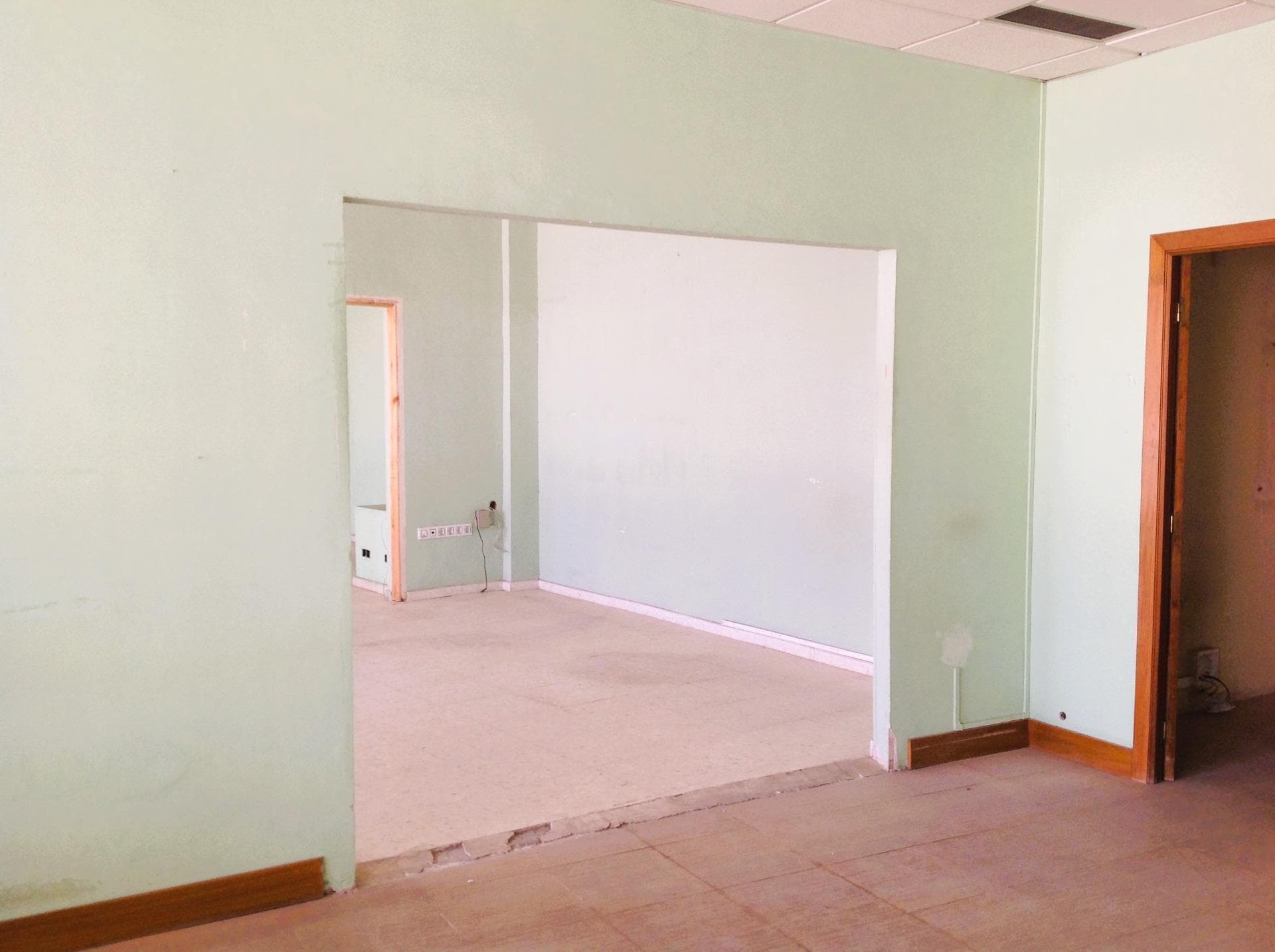 Retail in Gelves for sale Interior Photo- Image 1 of 12