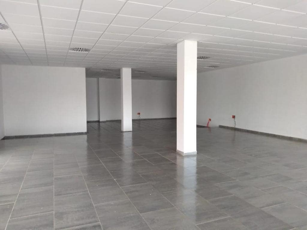 Ulldecona, TAR 43550 - Unit 01 - - Interior Photo - Image 2 of 4