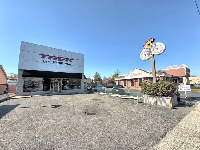 More details for 4828 Sunrise Hwy, Massapequa Park, NY - Retail for Lease
