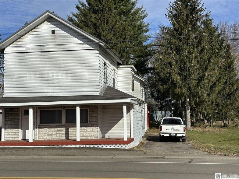 5456 E Lake Rd, Dewittville, NY à vendre - Photo du bâtiment - Image 2 de 5