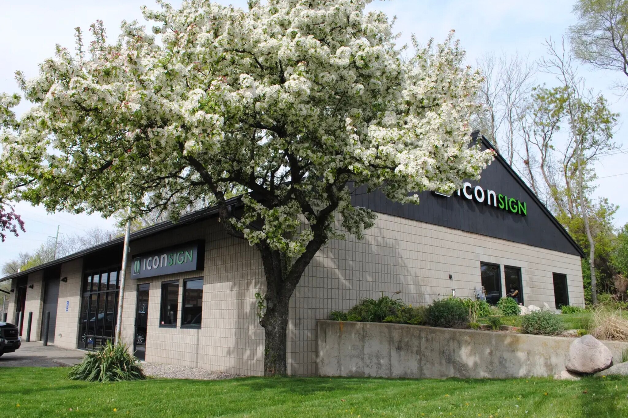 3 Leonard St NE, Grand Rapids, MI à vendre Photo principale- Image 1 de 13