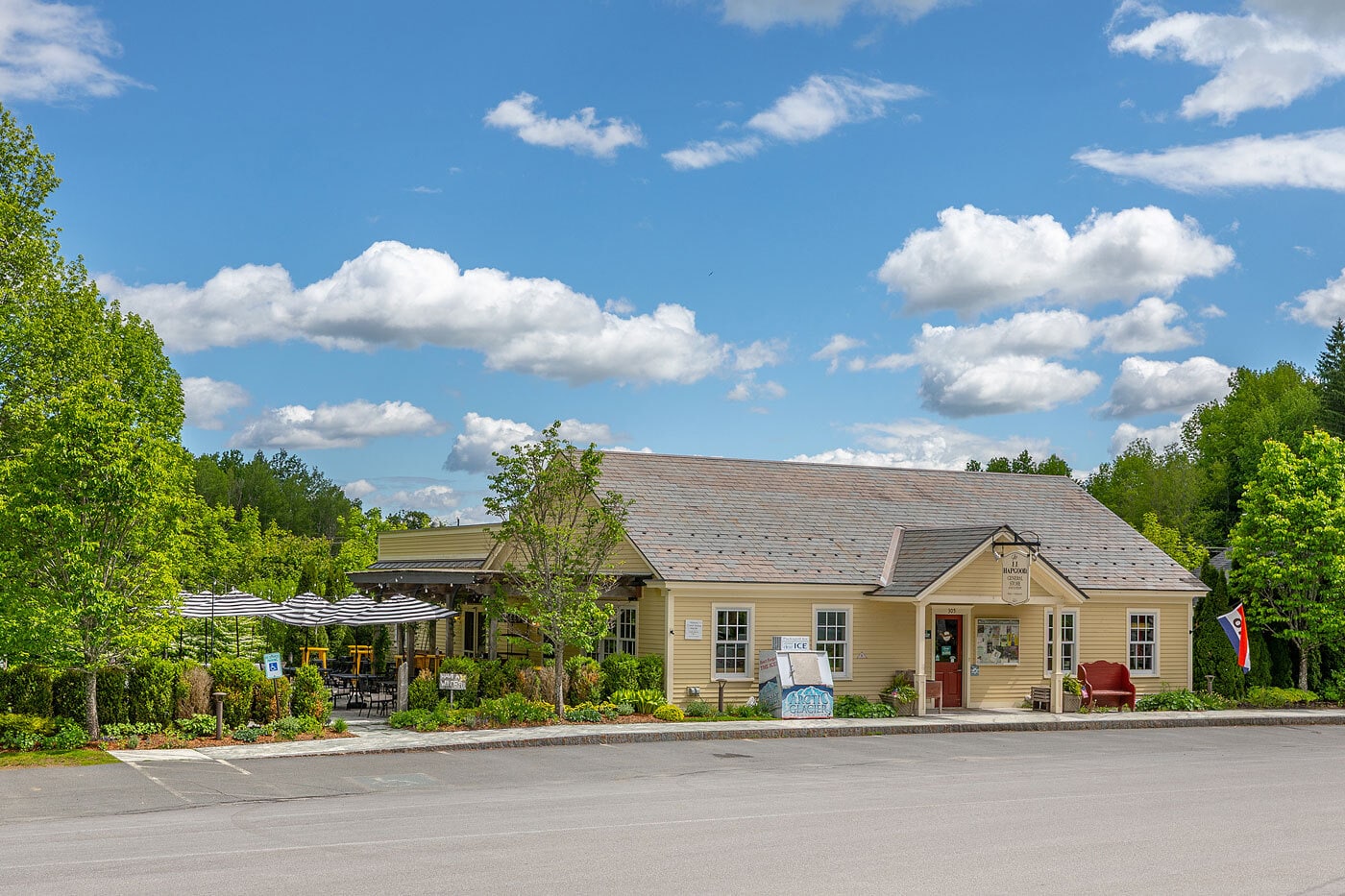 305 Main St, Peru, VT for sale Building Photo- Image 1 of 61