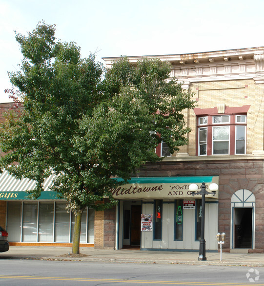 36 E 4th St, Emporium, PA à vendre - Photo principale - Image 1 de 1