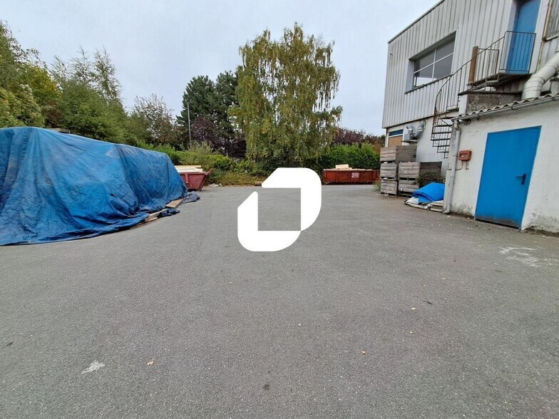 151 Rue Des Famards, Fretin for lease - Building Photo - Image 3 of 9