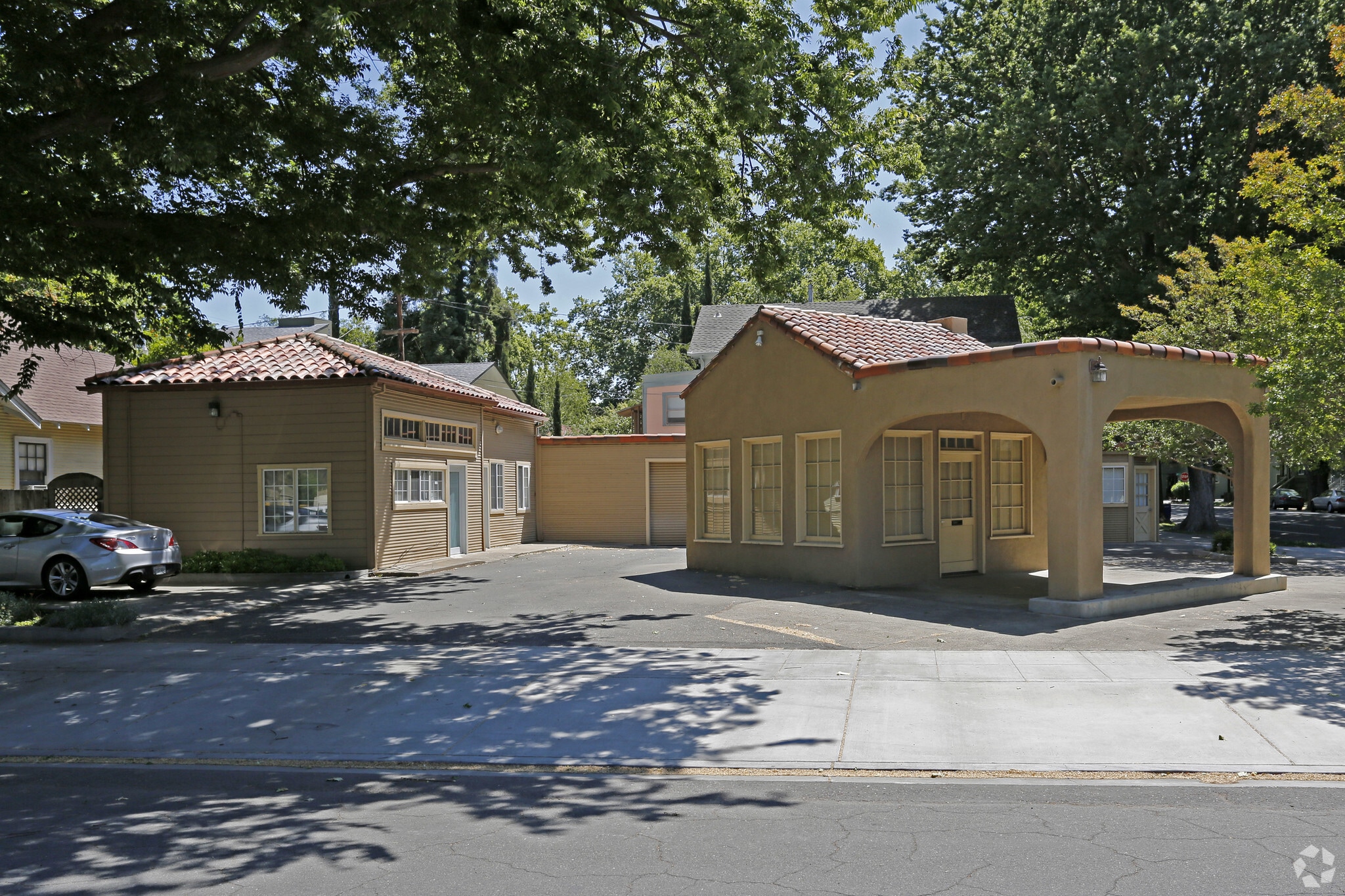 2301 F St, Sacramento, CA for sale Primary Photo- Image 1 of 16