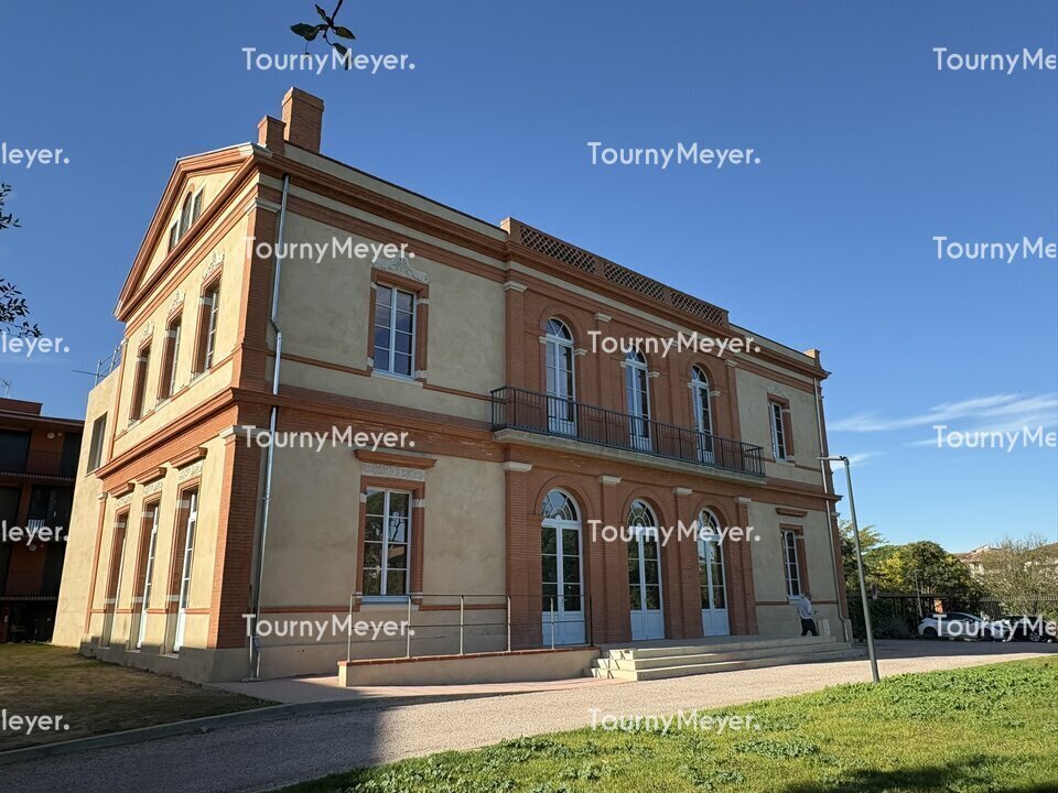 2 Rue Jean Viollis, Toulouse for sale Building Photo- Image 1 of 11