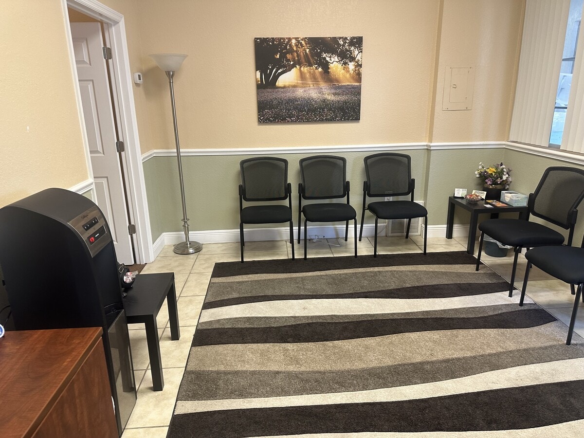 5105-5239 Manatee Ave, Bradenton, FL 34209 - Unit 5131-5133 -  - Interior Photo - Image 1 of 10