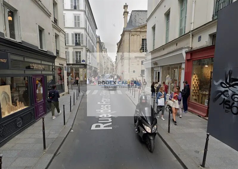 Commerce de détail dans Paris à louer - Photo du bâtiment - Image 3 de 3