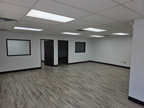 24730-24804 Crestview Ct, Farmington Hills, MI for lease Interior Photo- Image 1 of 3