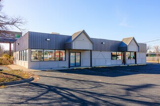 Plus de détails pour 901 Trowbridge Rd, East Lansing, MI - Commerce de détail à louer