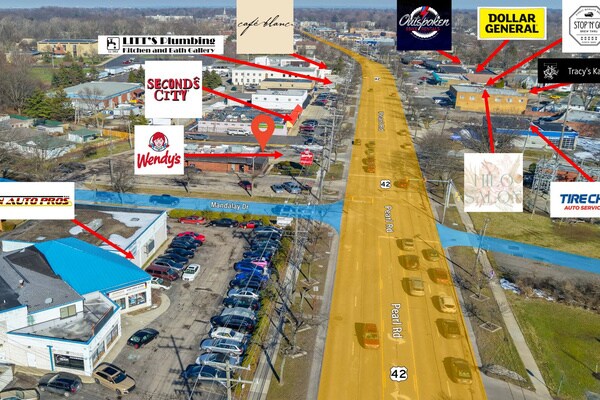 Plus de détails pour 6530 Pearl Rd, Parma Heights, OH - Commerce de détail à vendre