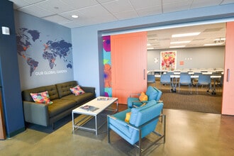 250 S High St, Columbus, OH à louer Photo intérieure- Image 2 de 13