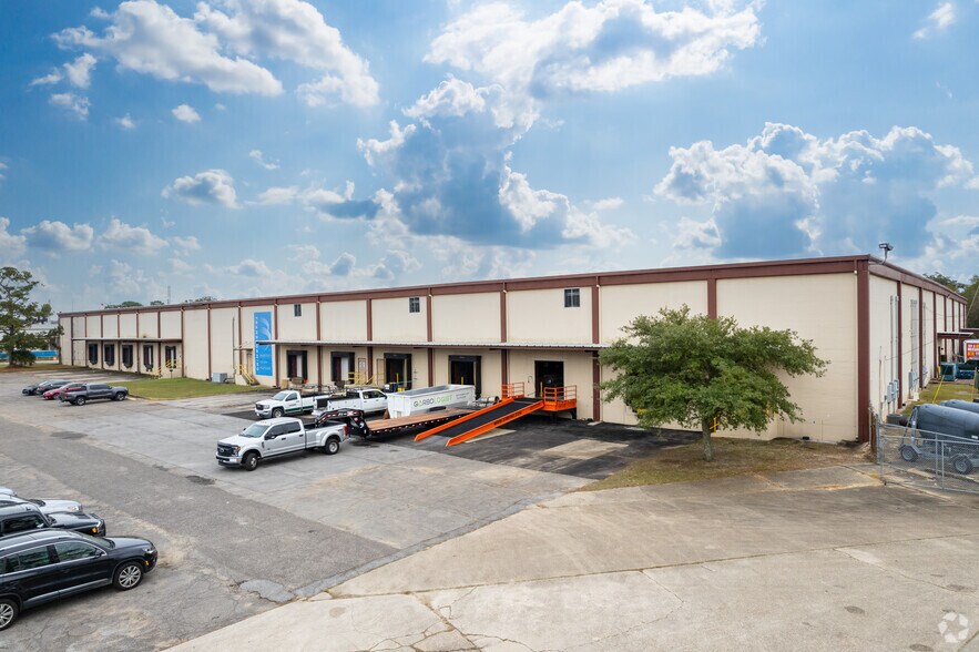 257 Amber St, Pensacola, FL à louer - Photo du bâtiment - Image 3 de 7
