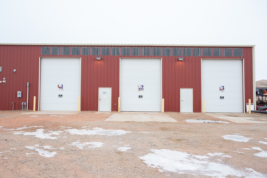 2066 125th Ave NW, Watford City, ND for sale - Building Photo - Image 3 of 19