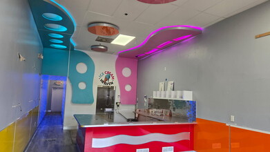17560 NW 27th Ave, Miami Gardens, FL à louer Photo intérieure- Image 1 de 8