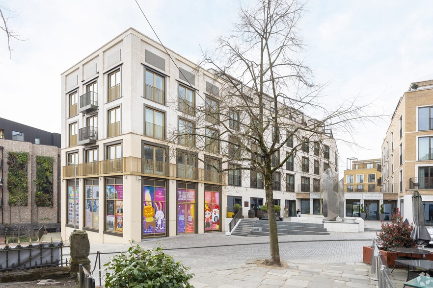 1887 The Pantiles, Tunbridge Wells for lease - Building Photo - Image 2 of 4