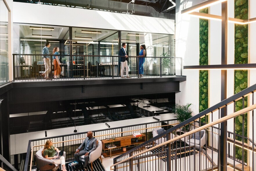 7014 E Camelback Rd, Scottsdale, AZ à louer - Photo intérieure - Image 3 de 7