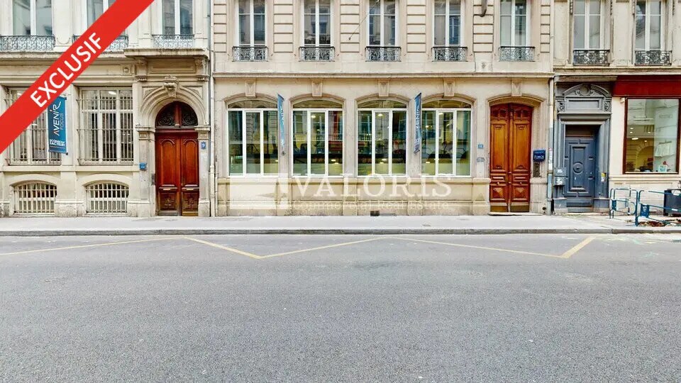 Bureau dans Lyon à louer - Photo du bâtiment - Image 3 de 10