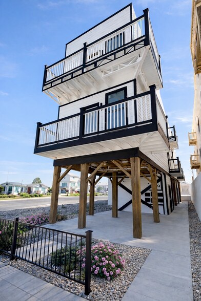 Galveston Portfolio portefeuille de 7 propriétés à vendre sur LoopNet.ca - Photo du bâtiment - Image 2 de 25