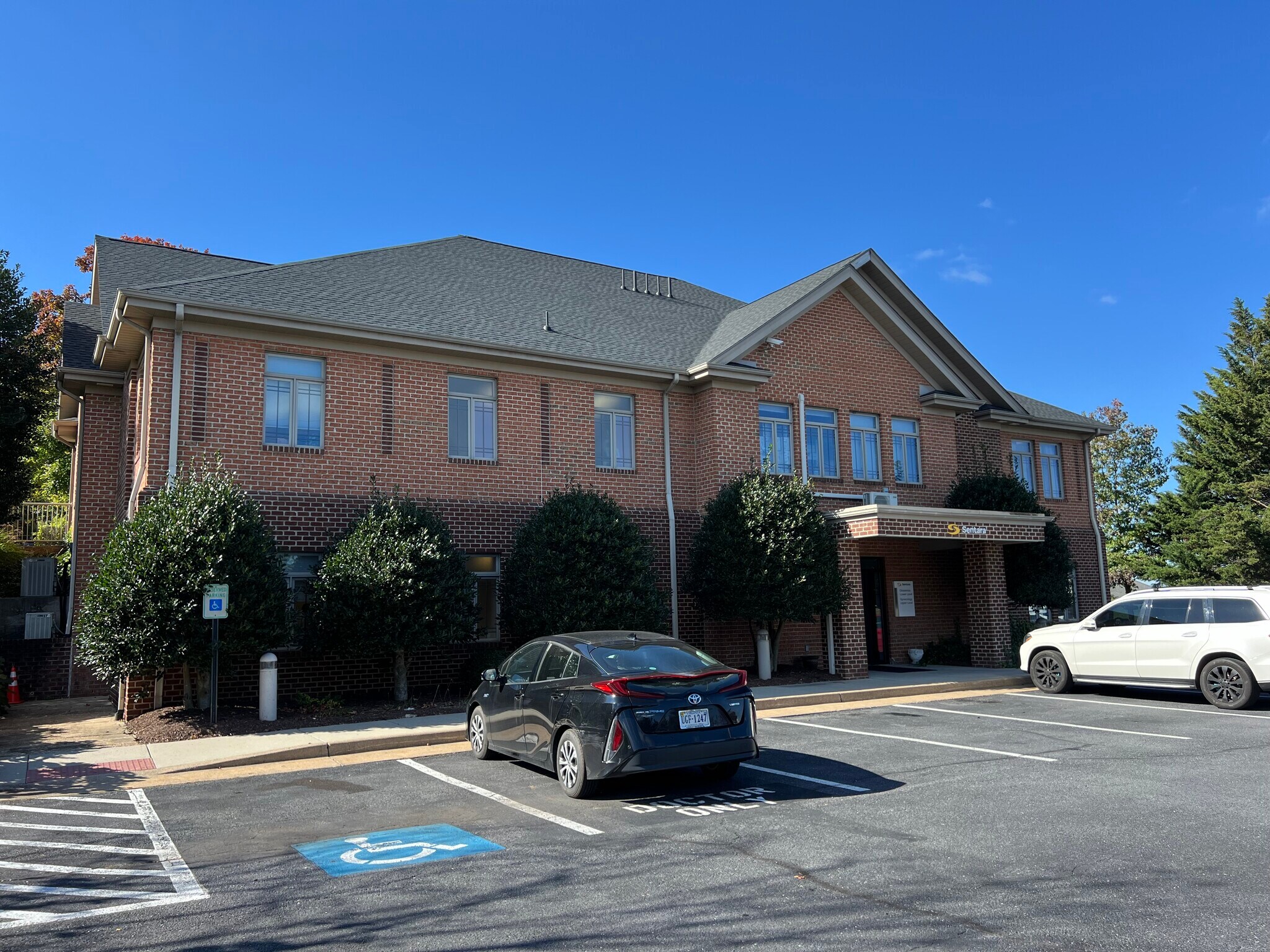 2291 Evelyn Byrd Ave, Harrisonburg, VA for lease Building Photo- Image 1 of 27