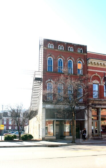 1814 E Carson St, Pittsburgh, PA à vendre - Photo du bâtiment - Image 2 de 18