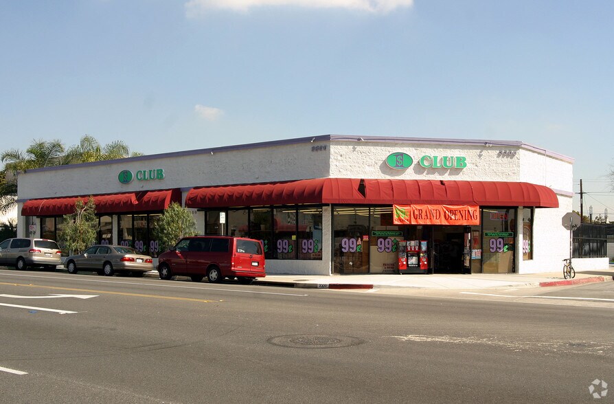 3300 San Gabriel Blvd, Rosemead, CA à louer - Photo principale - Image 1 de 5