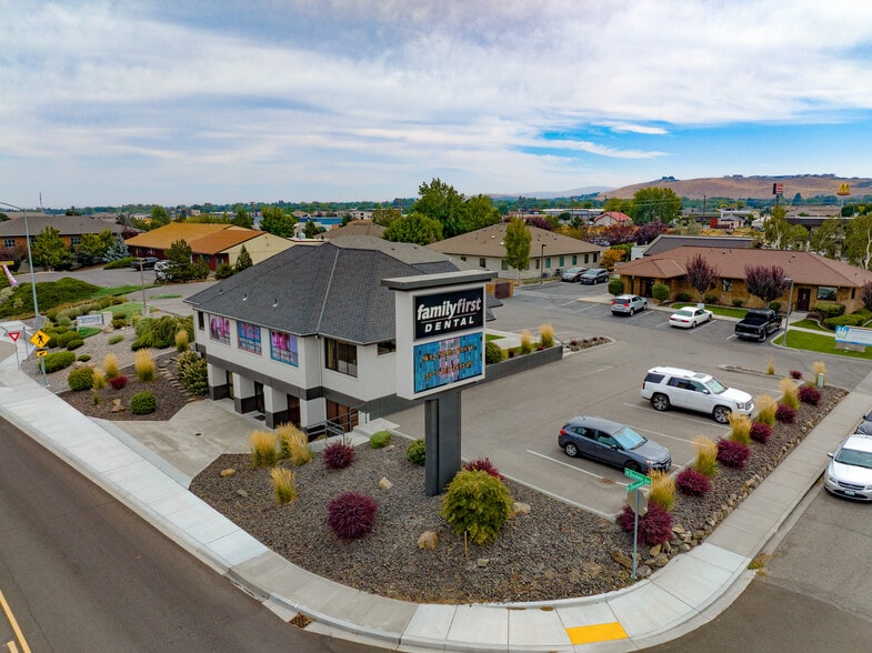 7521 W Deschutes Ave, Kennewick, WA for sale - Building Photo - Image 2 of 6