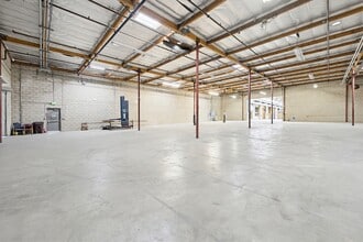 15001 S Figueroa St, Gardena, CA for lease Interior Photo- Image 2 of 17