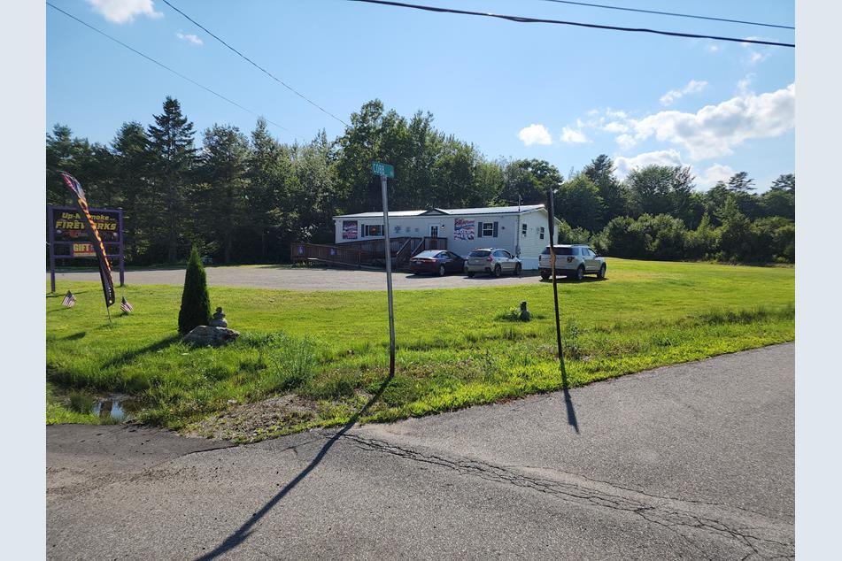 173 W Main St, Searsport, ME à vendre Photo principale- Image 1 de 2