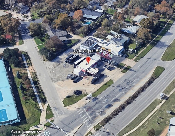 4300 Airport Blvd, Austin, TX à louer - Photo du bâtiment - Image 2 de 5