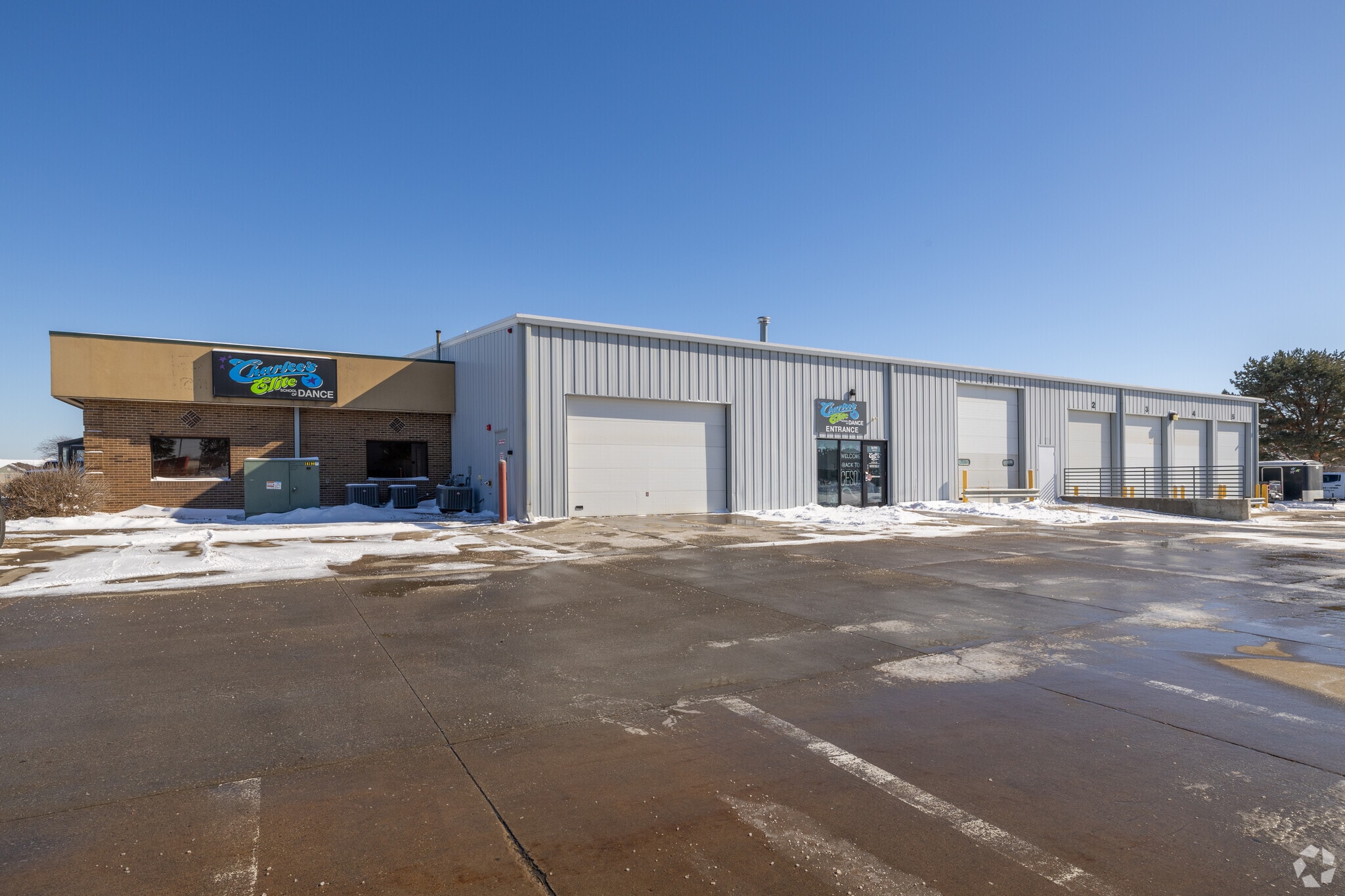 16190 Laurel St, Waukee, IA for lease Primary Photo- Image 1 of 2