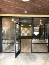 18645-18663 Ventura Blvd, Tarzana, CA à louer Photo intérieure- Image 1 de 6