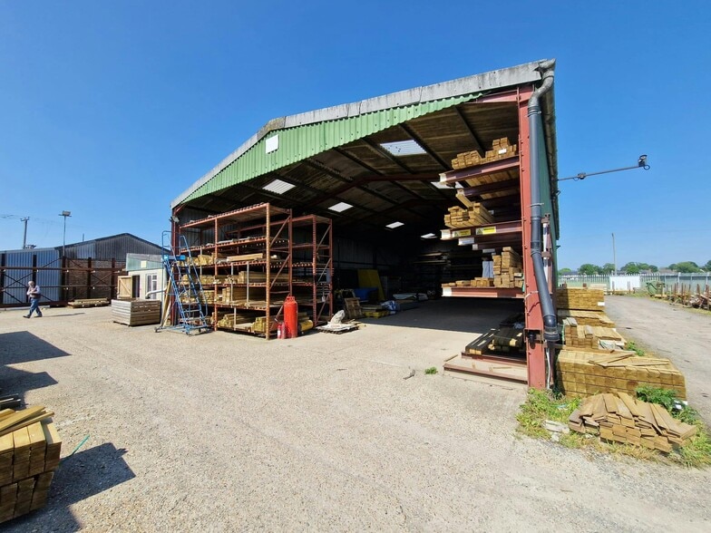 Court Ln, Hadlow for lease - Building Photo - Image 3 of 5