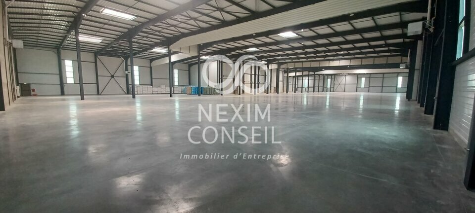 Industrial in Croissy-Beaubourg for lease Interior Photo- Image 1 of 6