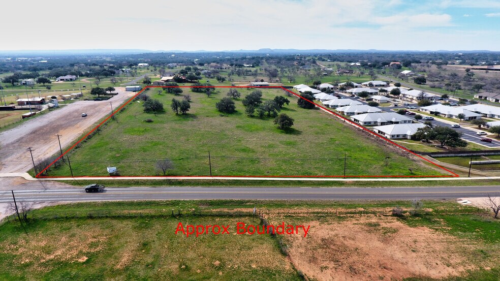 000 Ranch Road 152, Llano, TX à vendre - Photo du bâtiment - Image 3 de 24