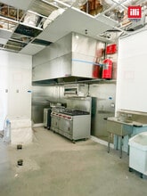 21355 Sherman Way, Canoga Park, CA à louer Photo intérieure- Image 2 de 5