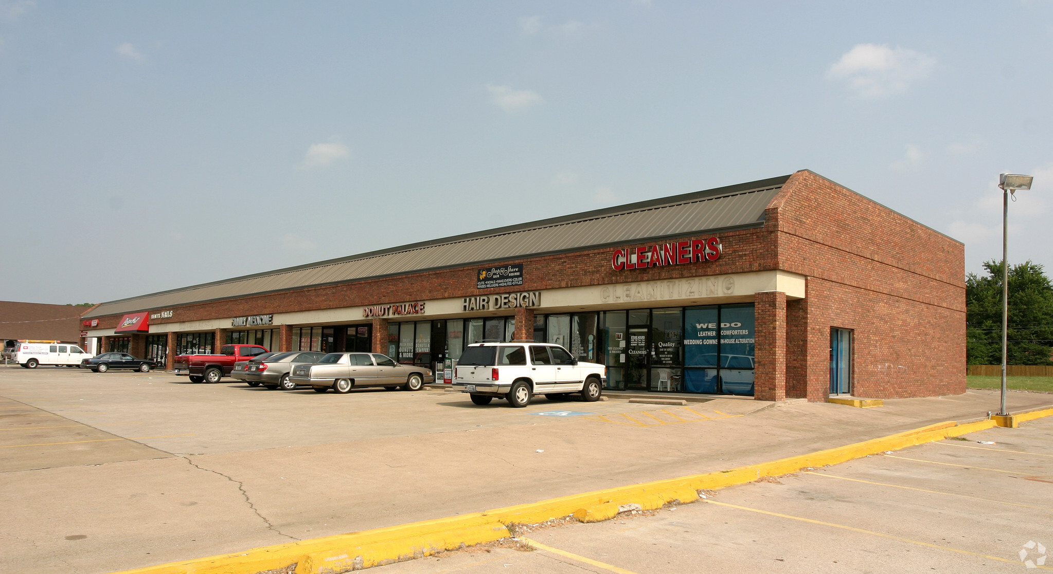 1316 Sycamore School Rd, Fort Worth, TX for lease Primary Photo- Image 1 of 6