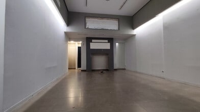 Retail in Logroño, La Rioja for lease Interior Photo- Image 1 of 5