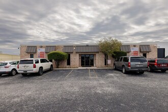 12150 Valliant St, San Antonio, TX for lease Interior Photo- Image 1 of 11