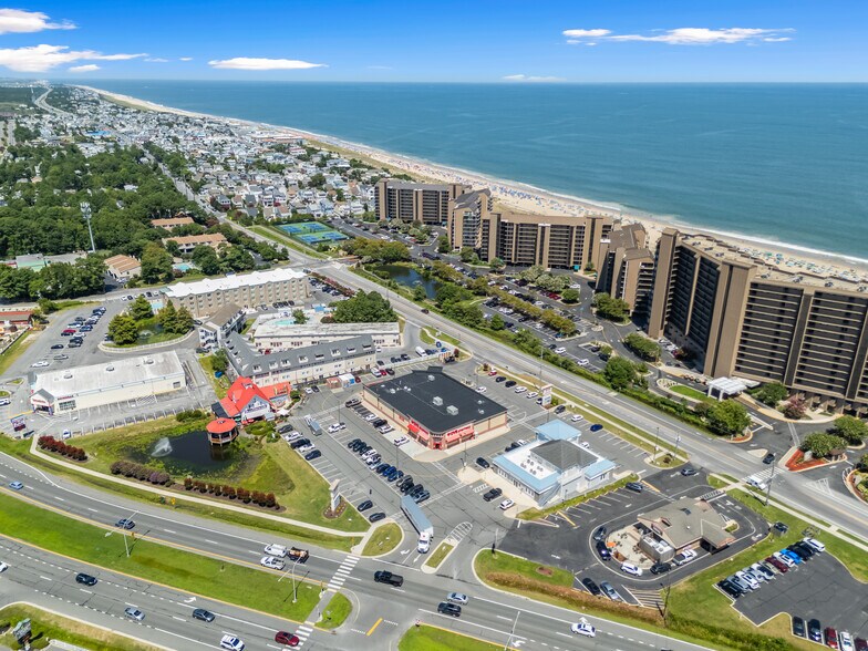 39820 Hickman Plaza Rd, Bethany Beach, DE à vendre - Photo du bâtiment - Image 1 de 2