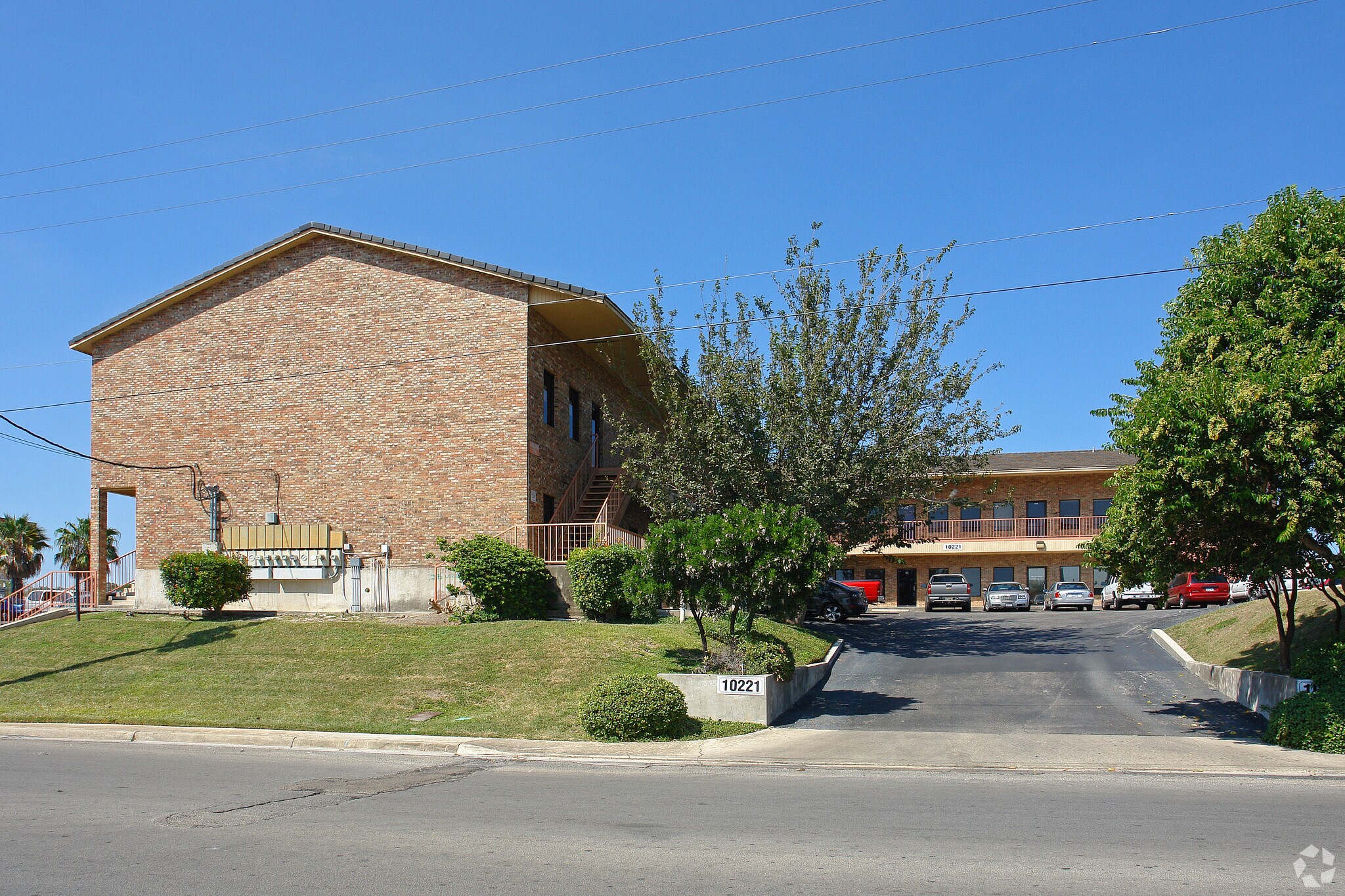 10221 Desert Sands St, San Antonio, TX à louer Photo du bâtiment- Image 1 de 31