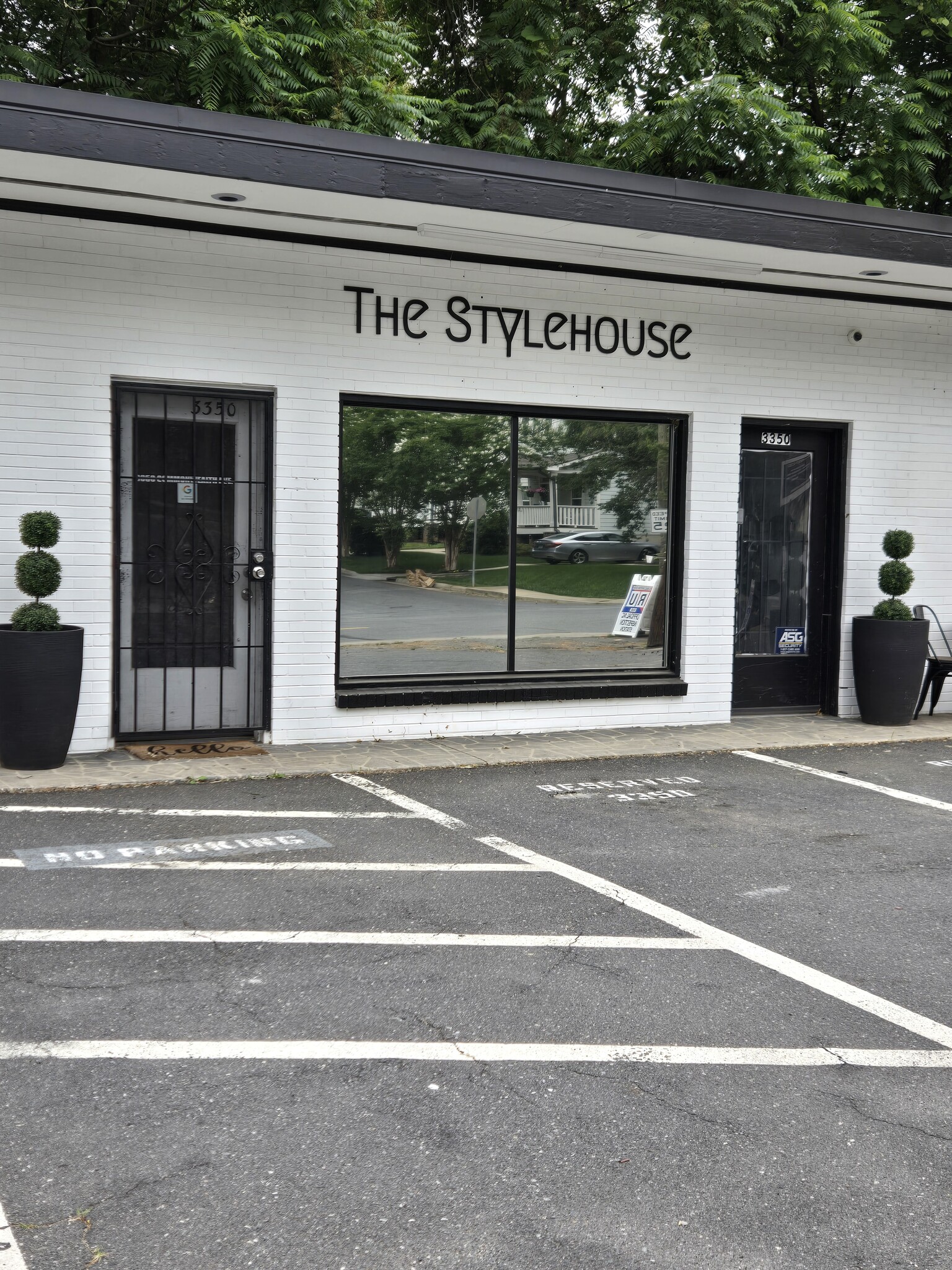 3348-3352 Commonwealth Ave, Charlotte, NC for lease Primary Photo- Image 1 of 13