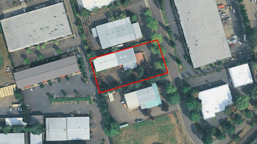 19635 SW 129th Ave, Tualatin, OR for lease - Building Photo - Image 2 of 2