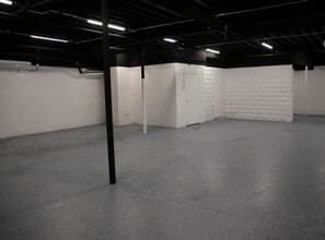 41 Elm St, Stoneham, MA for lease Interior Photo- Image 2 of 8