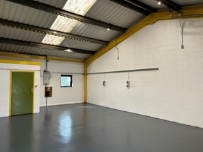 5A-5F Carlisle Rd, Brampton à louer Photo intérieure- Image 2 de 5