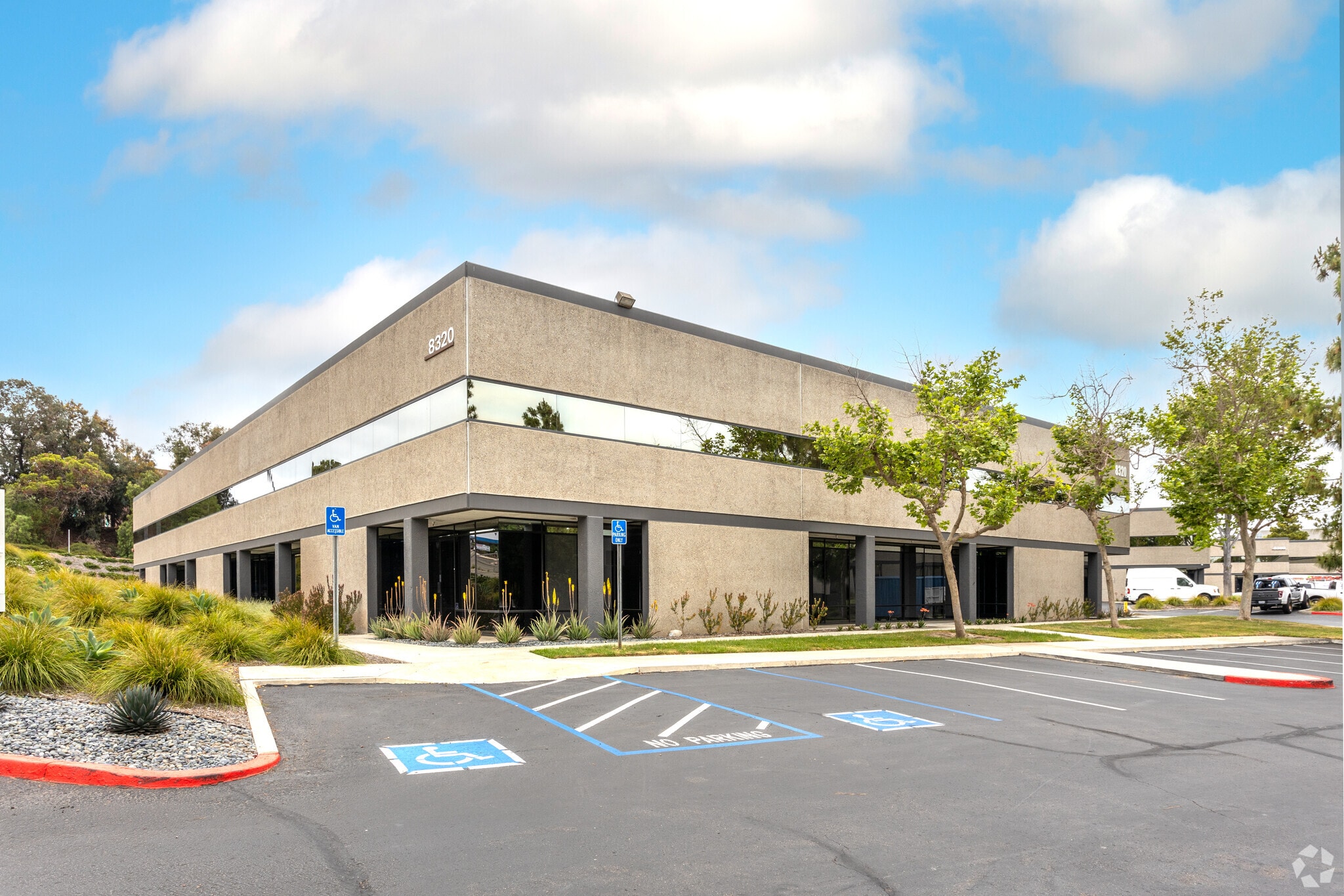 8320 Camino Santa Fe, San Diego, CA for lease Primary Photo- Image 1 of 9