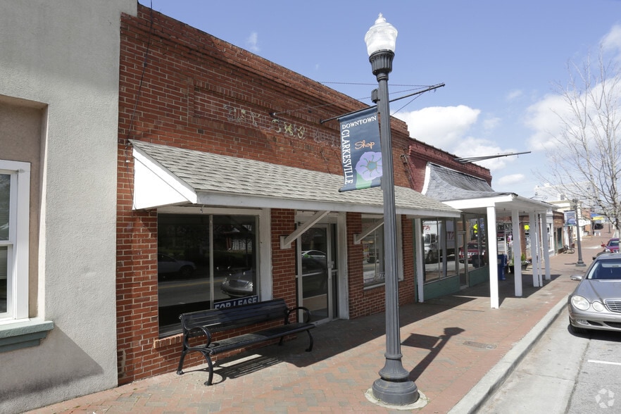 1317 Washington St, Clarkesville, GA for sale - Primary Photo - Image 1 of 18