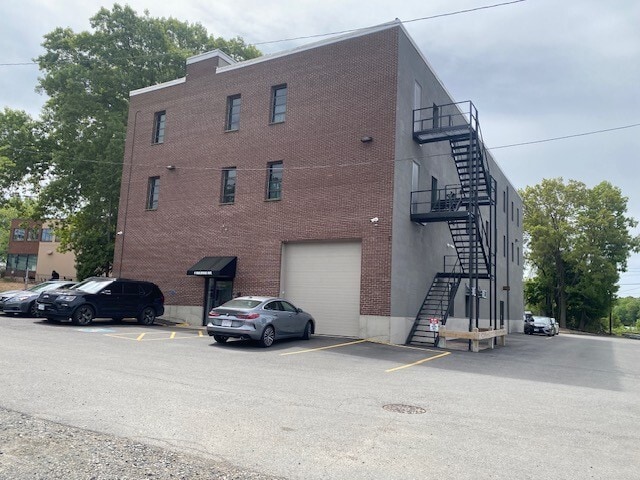 4 Railroad Ave, Wakefield, MA for lease - Building Photo - Image 1 of 3