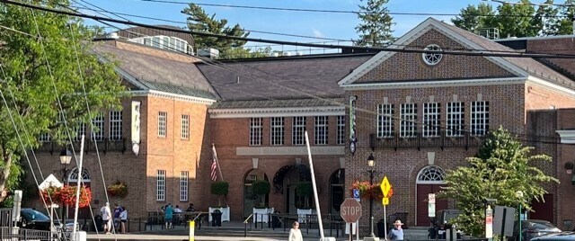 8 Hoffman Ln, Cooperstown, NY à vendre - Photo du bâtiment - Image 3 de 22